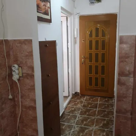 La Botu Apartment *